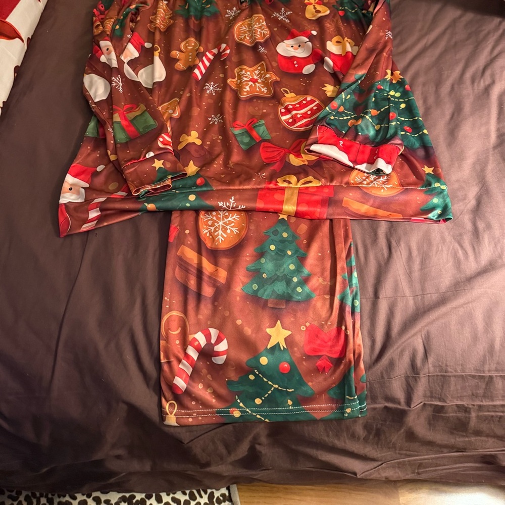 Festive Holiday Print Jog Set